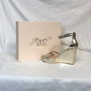BRAND NEW JEWEL GOLD AND GEM WEDGES